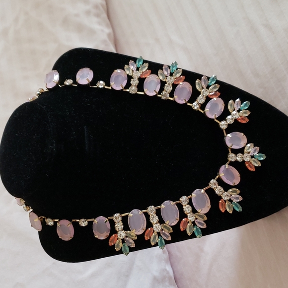 Jewelry - Statement Necklace